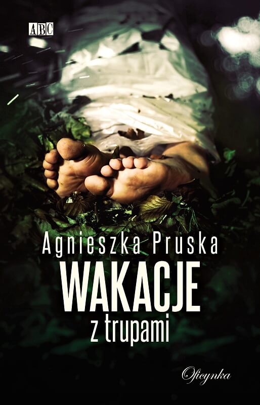 wakacje z trupami